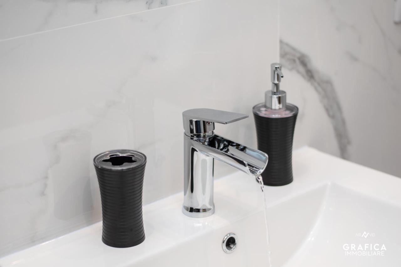 Ameli Home Luxury Apartment Tarente Buitenkant foto